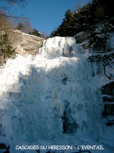 Gite Grande Capacite Au Calme Circuit Cascades Du Herisson Bonlieu Exteriör bild